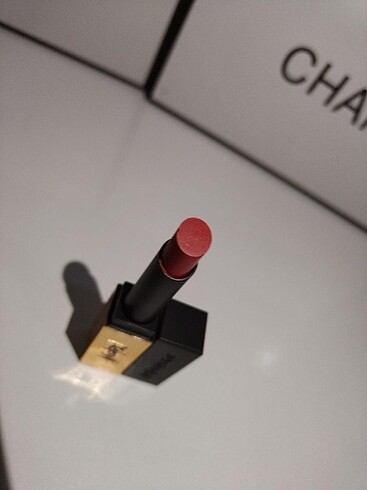 Yves Saint Laurent Yves saint laurent ruj