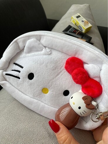  Beden Sheglam hello kitty çanta