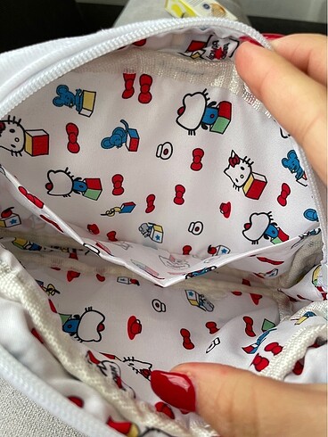 Sheinside Sheglam hello kitty makyaj çantası