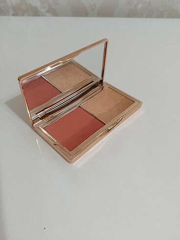 Charlotte Russe Charlotte tilbury allık kit