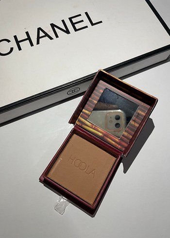 Benefit Cosmetics Benefit Hoola Koyu Bej Allık