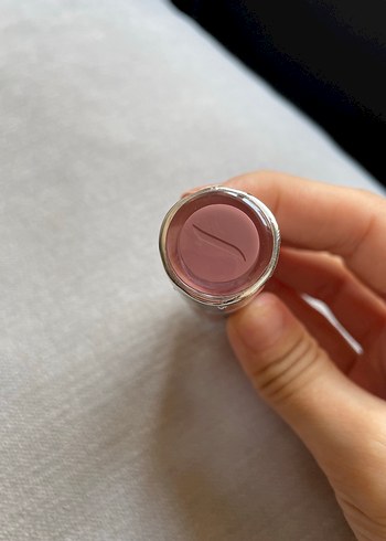 Sephora Parlak Bej Dudak Parlatıcısı