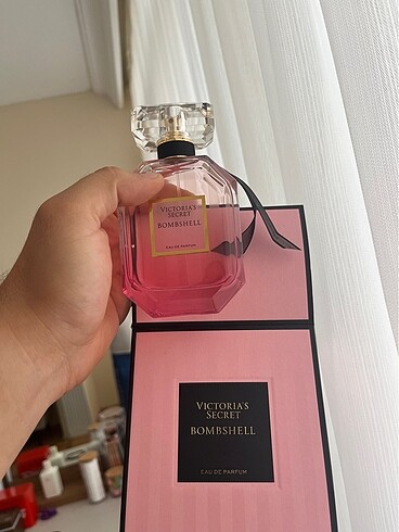 ORİJİNAL VICTORiAS SECRET BOMBSHELL