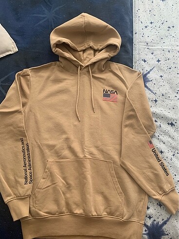 H&M sweat