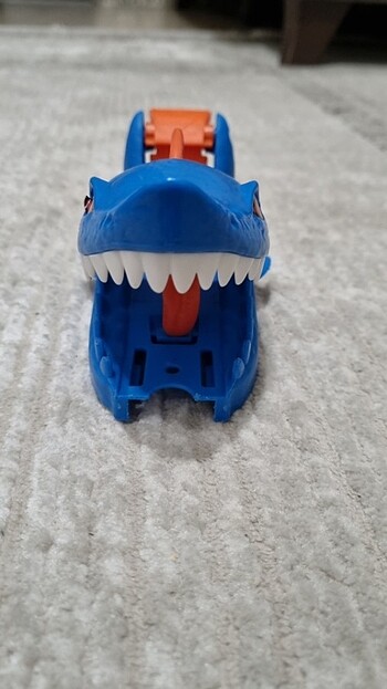  Beden HOT WHEELS Köpek balığı fırlatıcısı