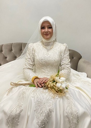 42 Beden beyaz Renk Uzun Kollu Beyaz Prenses Gelinlik