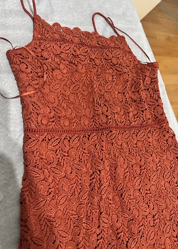 Mango Dantel Detaylı Kahverengi Midi Elbise - Görsel 3