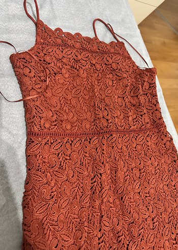 Mango Dantel Detaylı Kahverengi Midi Elbise - Görsel 2