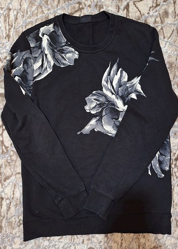 çiçek desenli sweatshirt