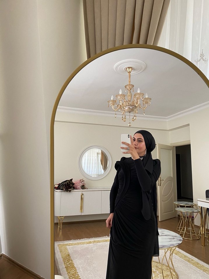 Uzun Siyah Drapeli Gotik Abiye Elbise - Görsel 2