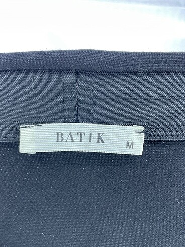 m Beden siyah Renk Batik Midi Etek %70 İndirimli.