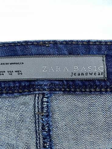44 Beden lacivert Renk Zara Jean / Kot %70 İndirimli.