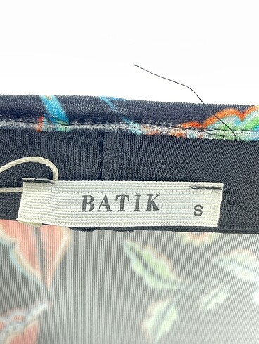 s Beden çeşitli Renk Batik Midi Etek %70 İndirimli.