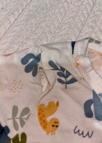 Kısa Kollu Pamuklu Bebek Tulum - Görsel 2