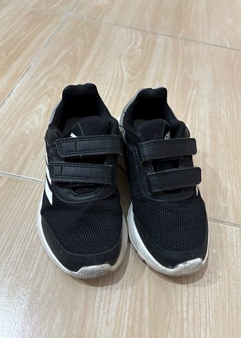 Adidas 28