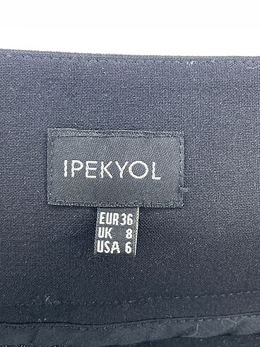 36 Beden siyah Renk ipekyol Kumaş Pantolon %70 İndirimli.