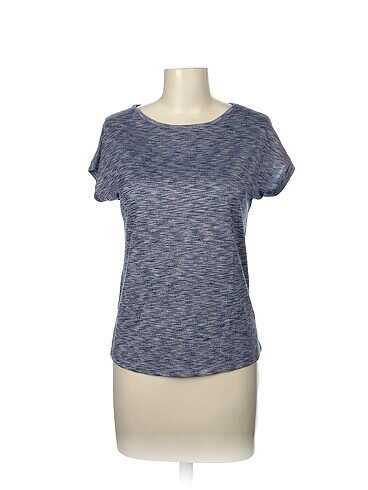 LC Waikiki T-shirt %70 İndirimli.