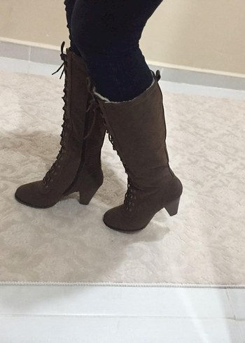 39 Beden kahverengi Renk 39 numara Deichmann Çizme