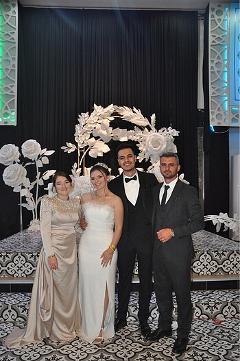 m Beden Beyaz elbise