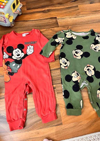 Mickey Baskılı Uzun Kollu Bebek Tulum
