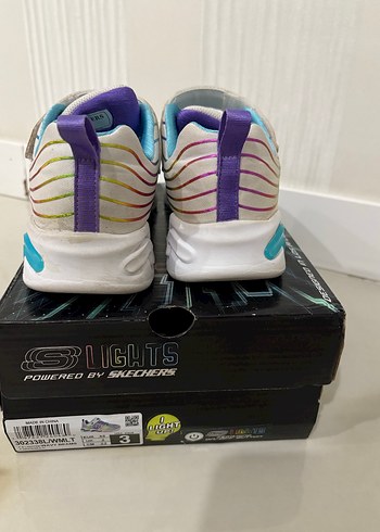 Skechers Kız Çocuk Renkli Işıklı Spor Ayakkabı
