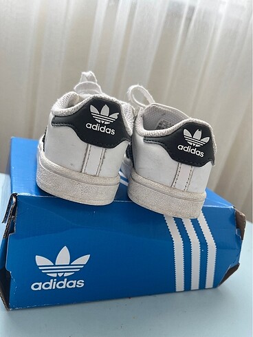 25 Beden adidas süperstar çocuk ayakkabısı