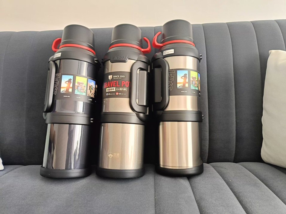 Gri Çelik Vakumlu Termos - Kaydırmaz Tabanlı - Görsel 3