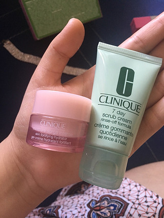 Clinique 7 Day scrub Cream 