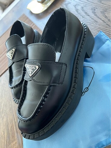 Prada Prada marka loafer