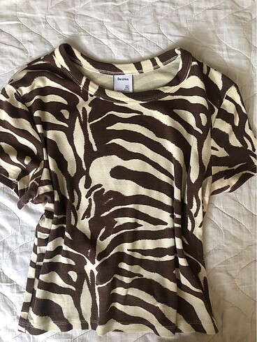 Bershka crop