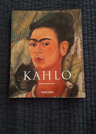  FRIDA KAHLO BİYOGRAFİSİ -İNGİLİZCE-
