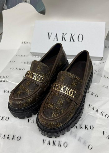 37 Beden Vakko Kadın Kahverengi Baskılı Tokalı Platform Loafer