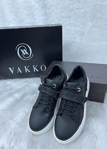 37 Beden Vakko sneakers 