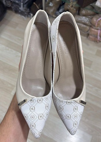 Vakko Siyah Stiletto Kadın Ayakkabı - Görsel 4