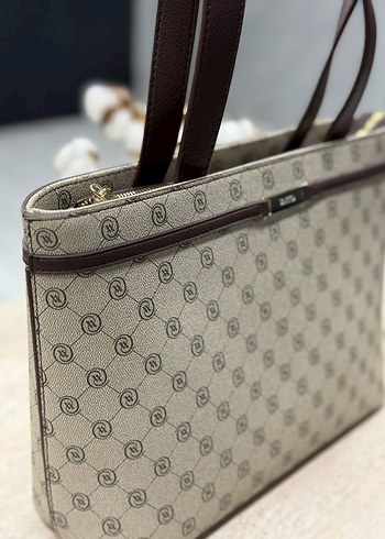 Vakko Bej Desenli Deri Kadın Çanta - Görsel 2