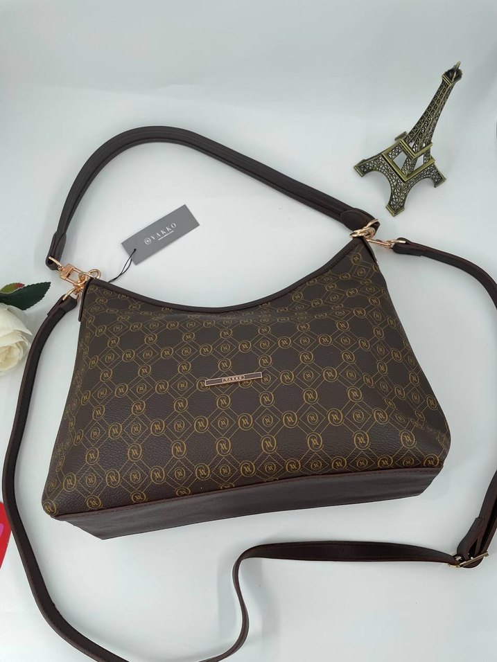 Vakko Siyah Kadın salaş çanta modeli - Görsel 4