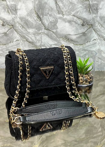 gues Siyah Zincir Detaylı Kadın Çanta - Görsel 2