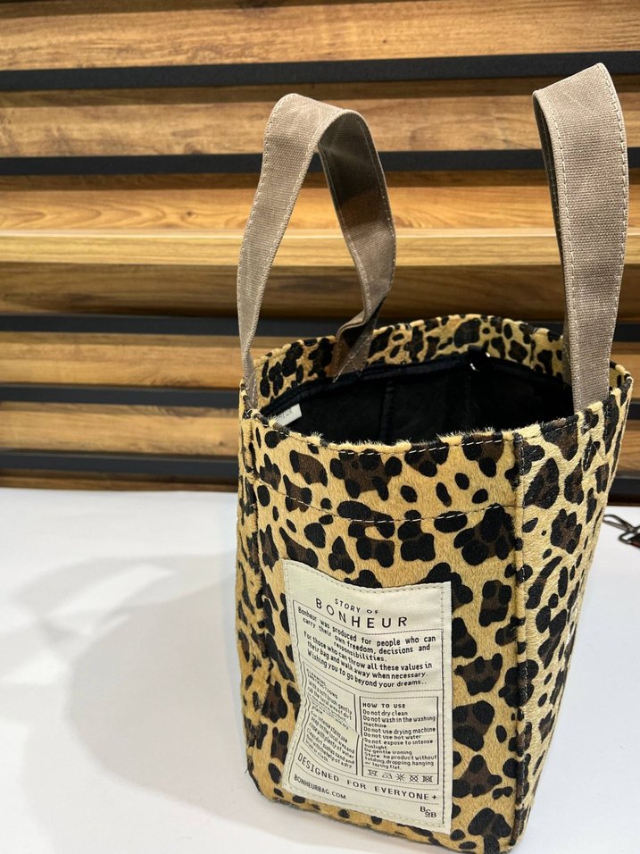 Leopar Desenli Süet Kadın Çanta - Görsel 2