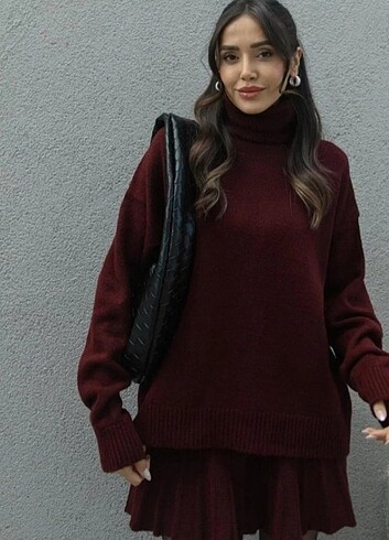 Bordo pileli etek takımı
