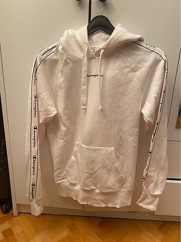 Champion sweatshirt