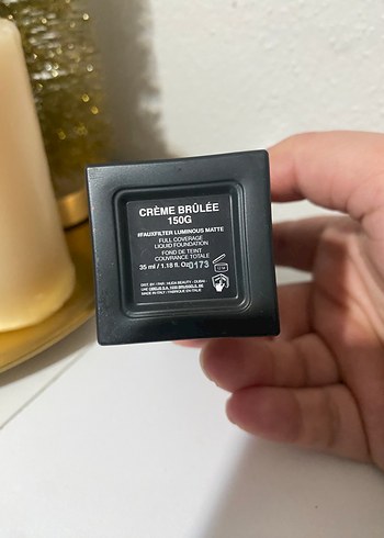 Huda Beauty Fondöten - Görsel 2