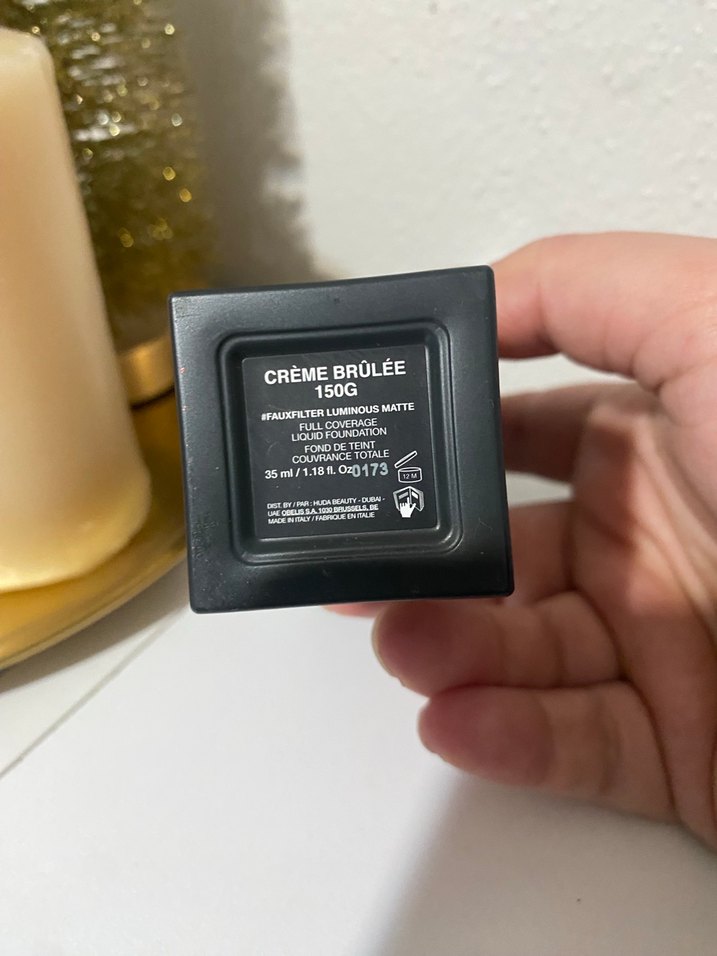 Huda Beauty Fondöten - Görsel 2