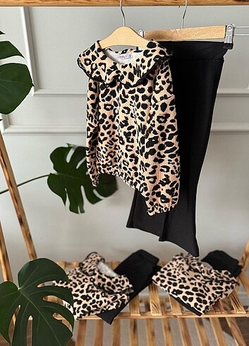 Leoparlı Kız Takım
