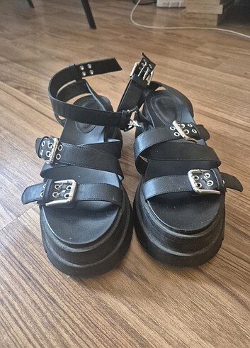 Bershka bershka sandalet