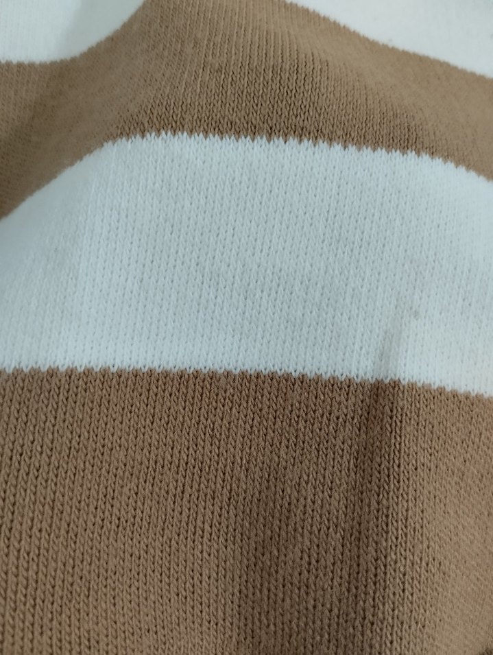 Düğmeli Bej Kadın Kısa Hırka - Görsel 2