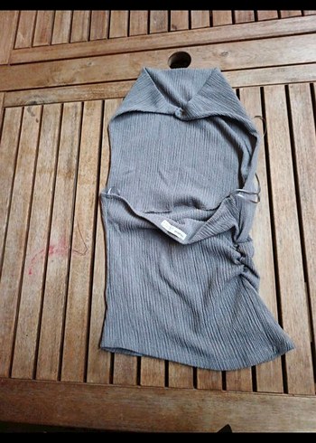Pull and Bear halter yaka bluz