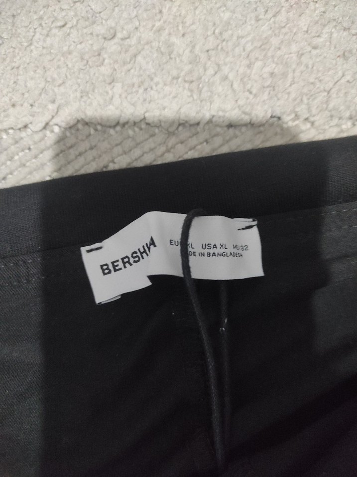 Siyah Mini katlamalı etek - Görsel 4