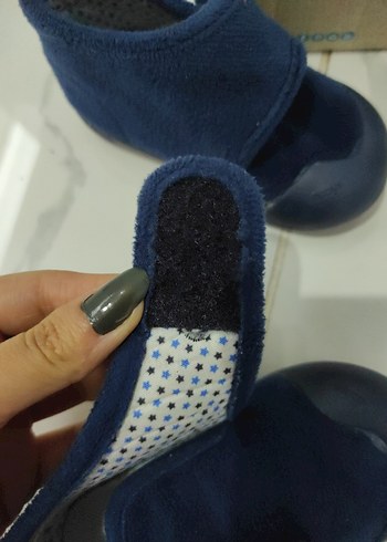 Erkek Çocuk Lacivert Sıcak Terlik Velcro - Görsel 2