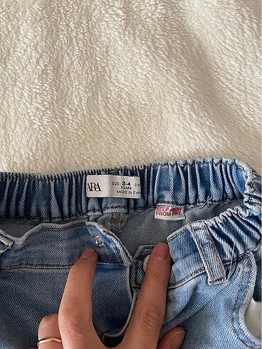 Zara Zara comfy cocuk jean