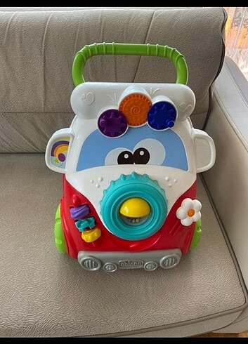 Chicco Chicco İlk adım arabasi 